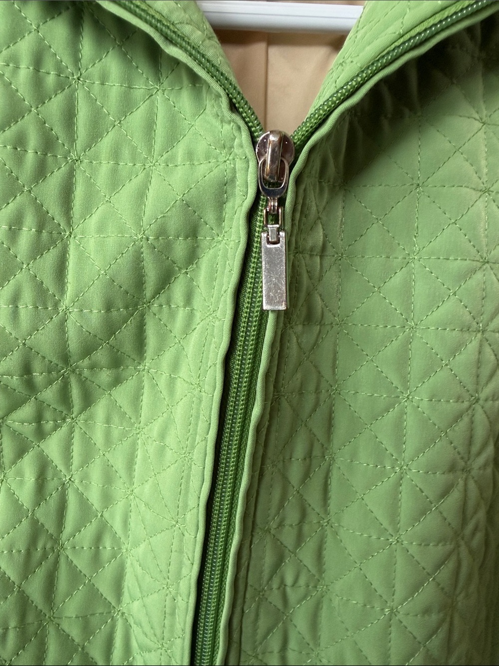Gallery Light Green Quilted Zip-Front Women's Jacket - size S - Picture 3 of 13